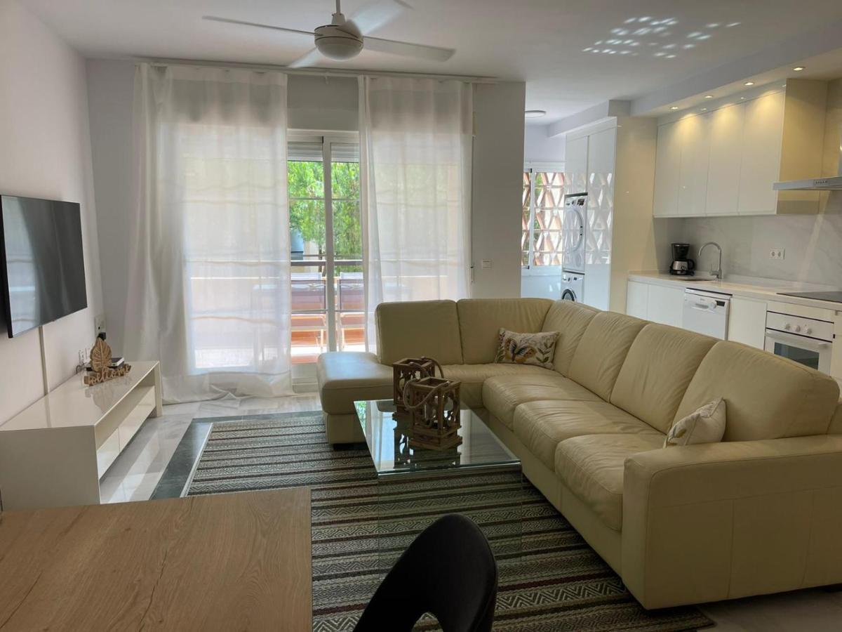 Marbella Playa Residencial Con Piscina Apartment Exterior photo