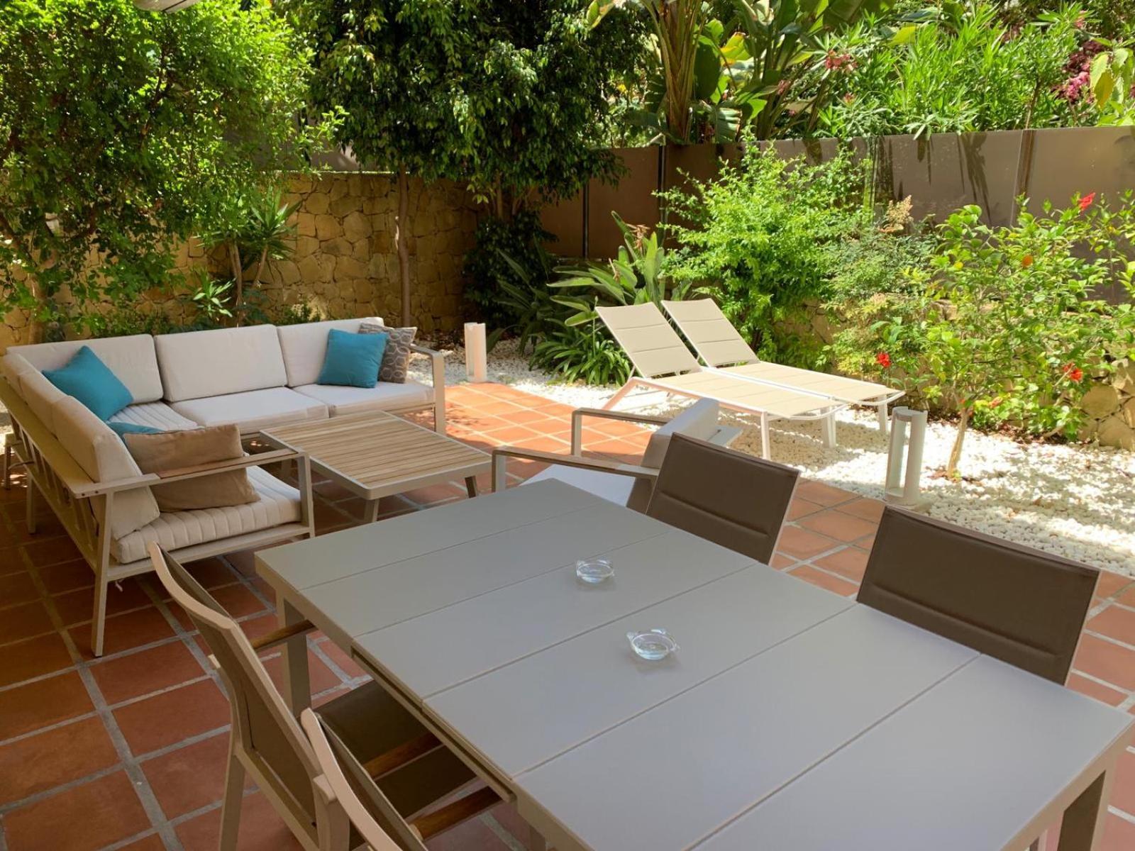 Marbella Playa Residencial Con Piscina Apartment Exterior photo